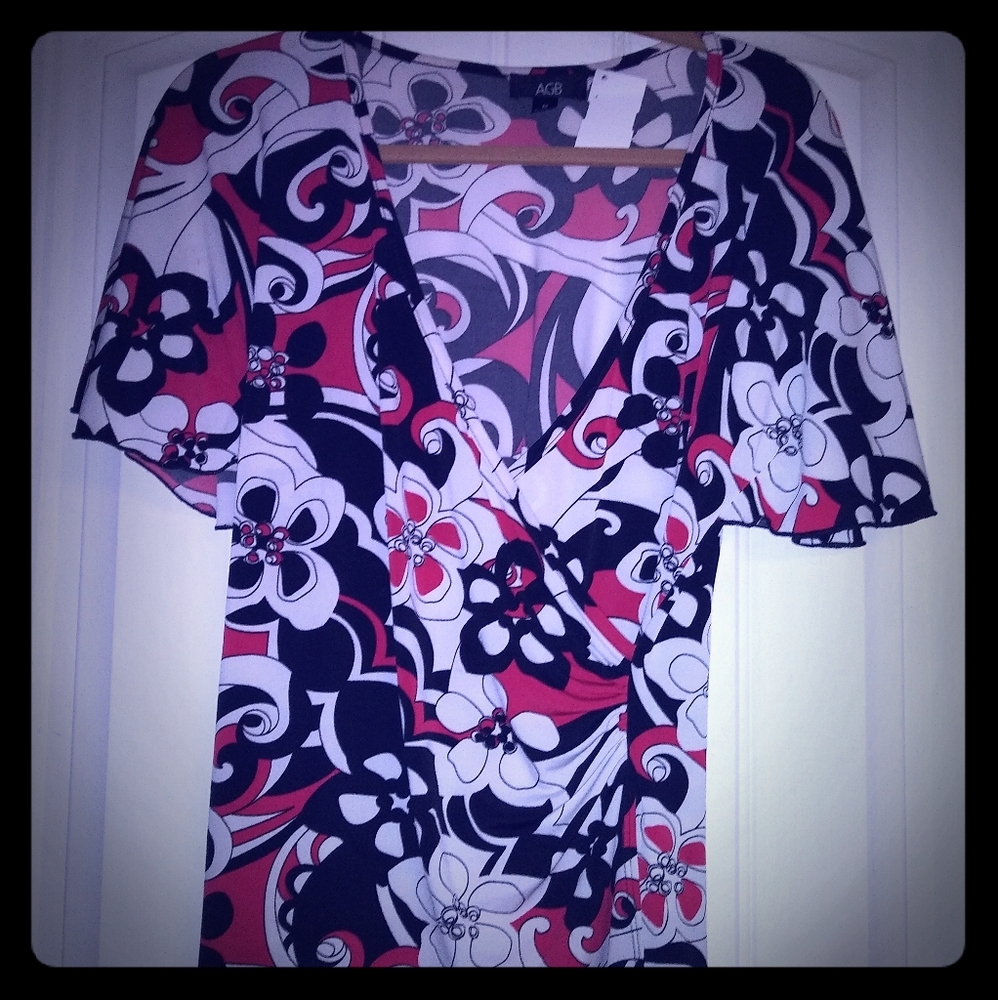 Floral wrap top